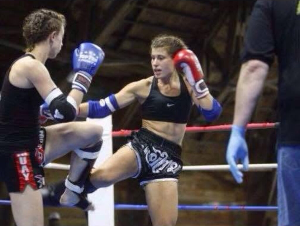 Kru Michelle Bishop - photo 2